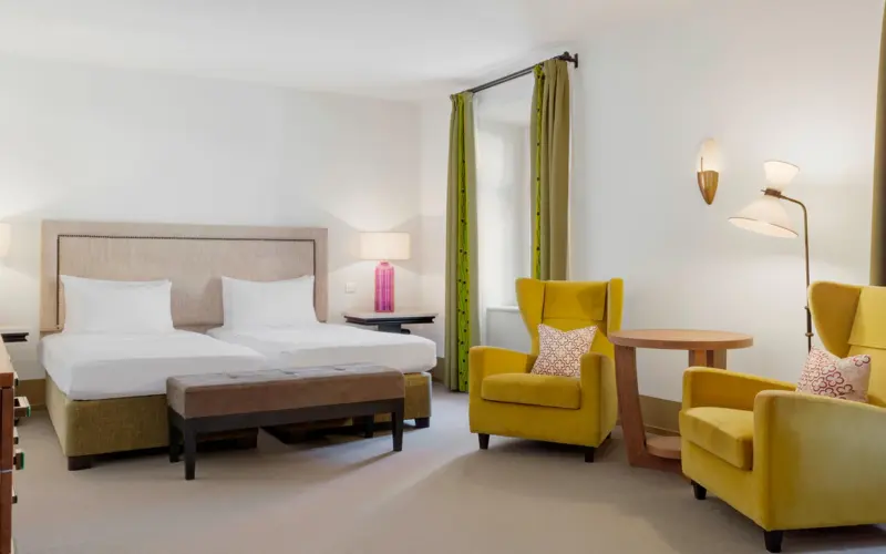 Benefit from a 10% discount, making your reservations